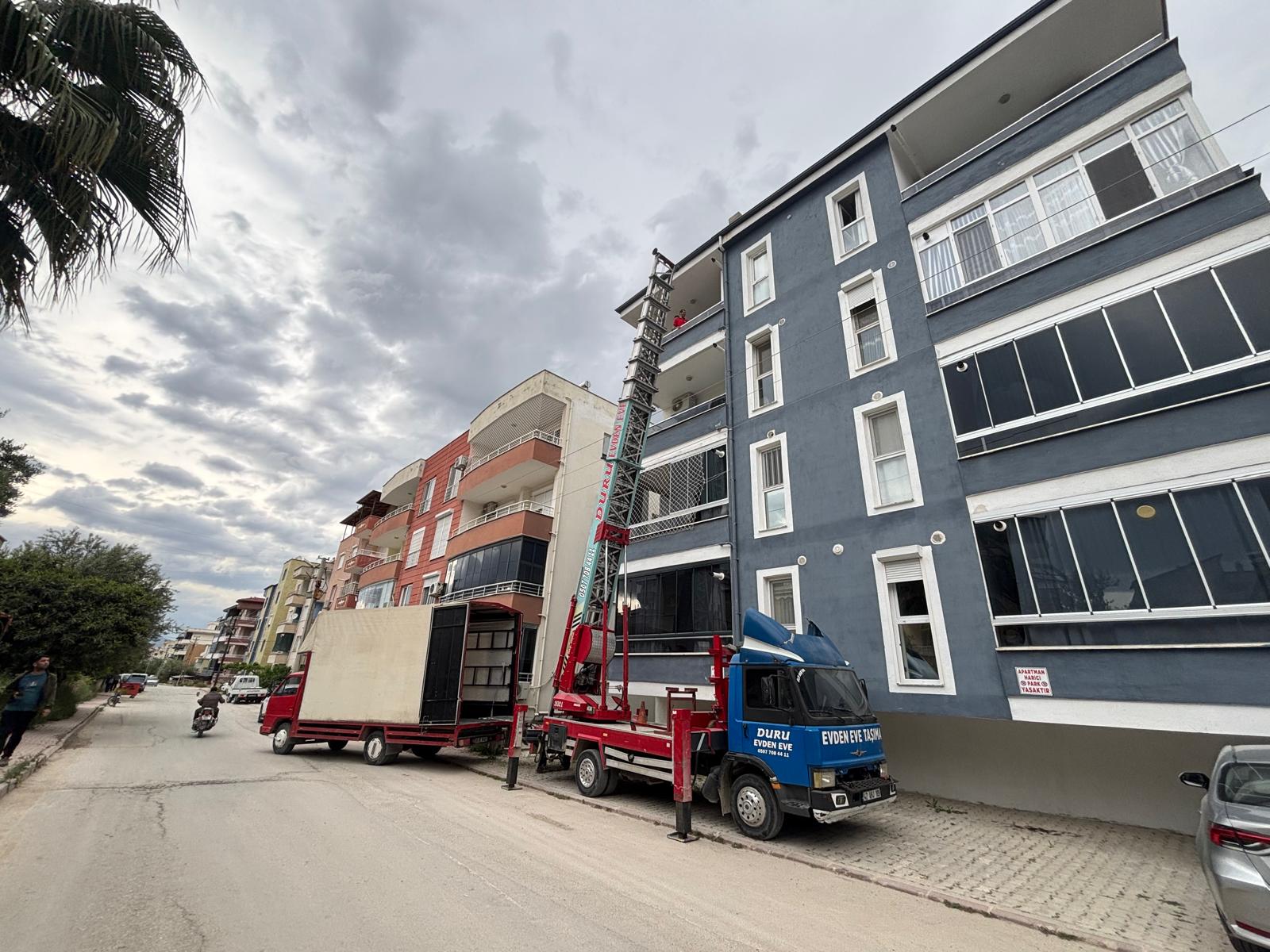 Duru Evden Eve Nakliyat Mersin asansörlü taşıma ve nakliye görseli 20